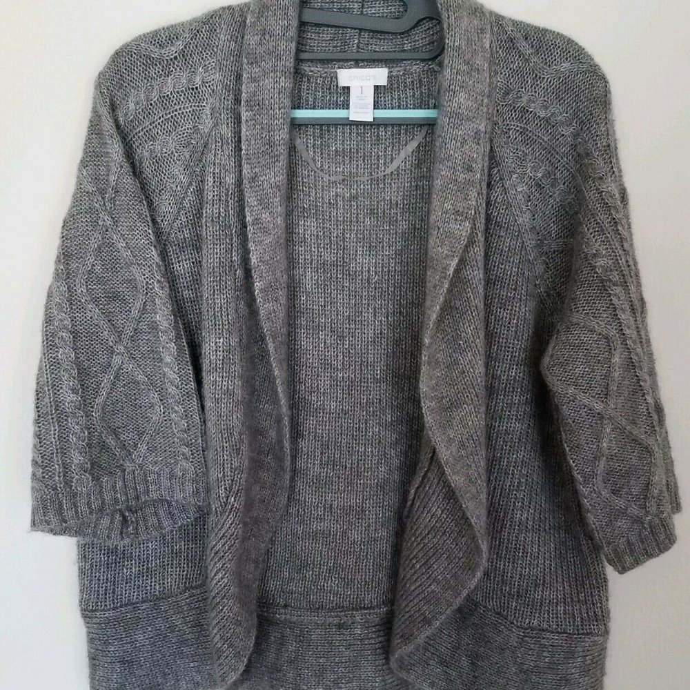 Chico's Gray Rounded Front Cable Knit Sweater Sz 1